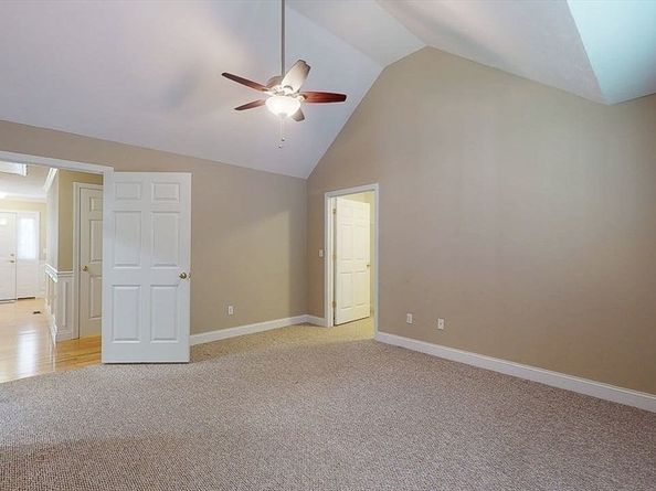 31 Enaya Circle 31, Worcester MA 01606