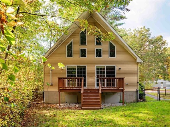 267 Carlisle Road, Bedford MA 01730