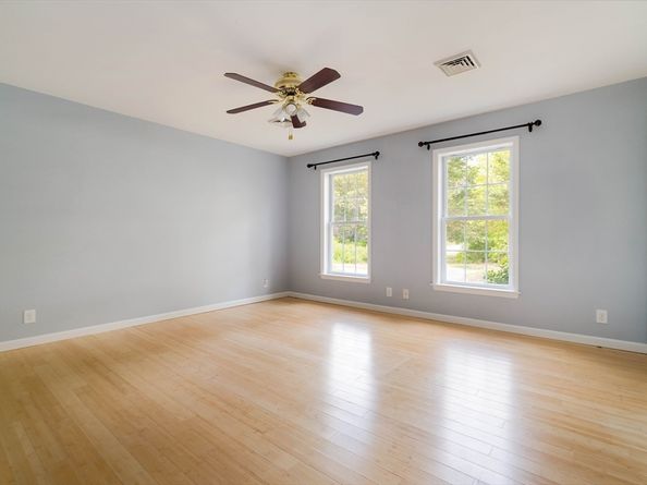 267 Carlisle Road, Bedford MA 01730