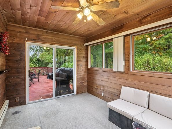 137 Peregrine Rd, Abington MA 02351