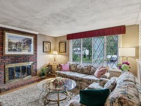 137 Peregrine Rd, Abington MA 02351