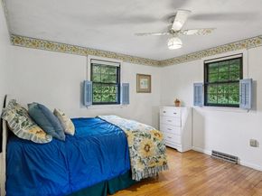 137 Peregrine Rd, Abington MA 02351