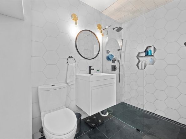 131-133 G St 1, Boston MA 02127