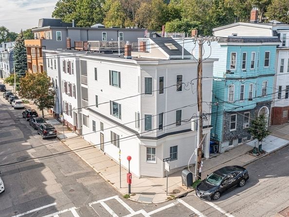 131-133 G St 1, Boston MA 02127