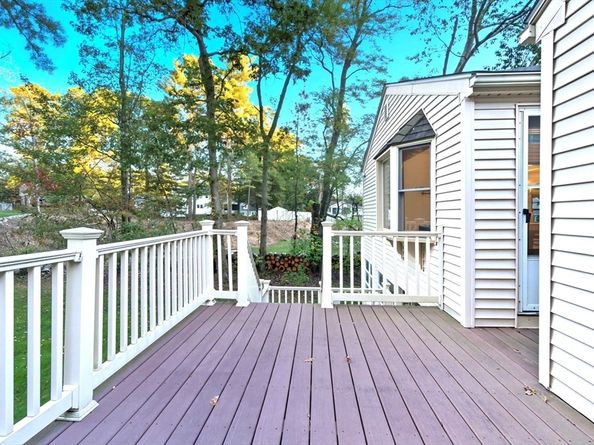 210 Winn St, Burlington MA 01803