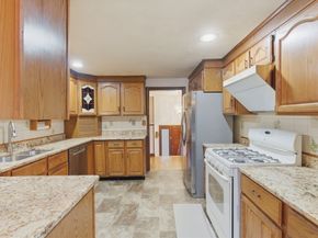210 Winn St, Burlington MA 01803