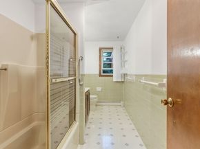 210 Winn St, Burlington MA 01803