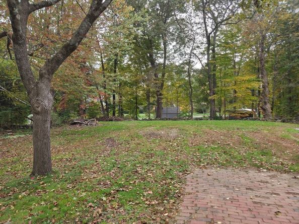 19 Laurelwood Ave, Leicester MA 01524