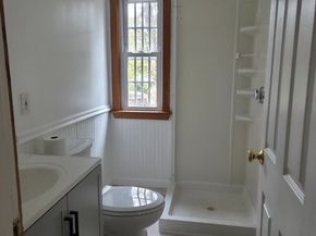 19 Laurelwood Ave, Leicester MA 01524
