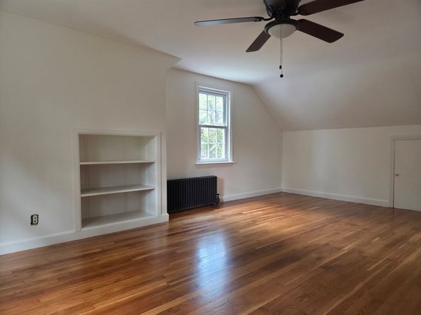 19 Laurelwood Ave, Leicester MA 01524