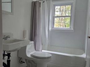 19 Laurelwood Ave, Leicester MA 01524