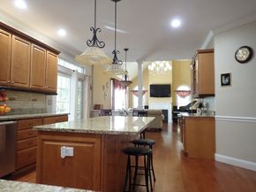 47 Preservation Ln, Holden MA 01520