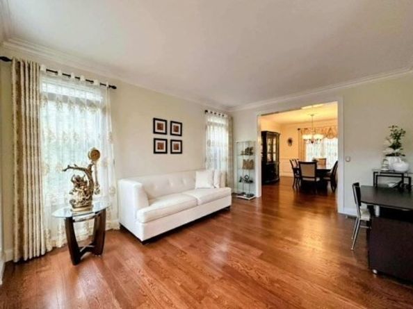 47 Preservation Ln, Holden MA 01520