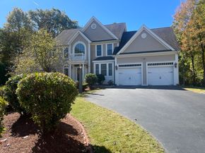 47 Preservation Ln, Holden MA 01520