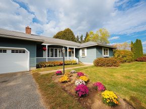 621 Woods Road, Barre MA 01005