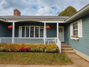 621 Woods Road, Barre MA 01005