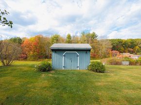 621 Woods Road, Barre MA 01005