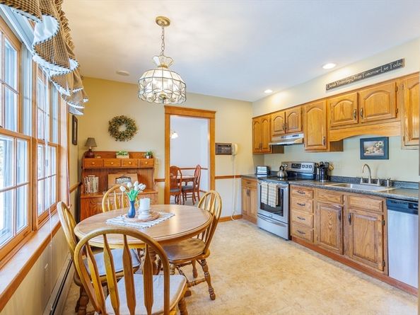 621 Woods Road, Barre MA 01005