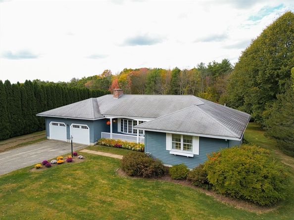 621 Woods Road, Barre MA 01005