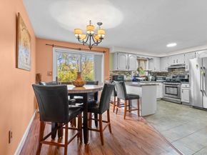 902 Irving Rd 902, Randolph MA 02368