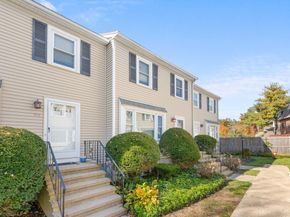 902 Irving Rd 902, Randolph MA 02368