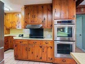 55 Old Common Rd, Auburn MA 01501