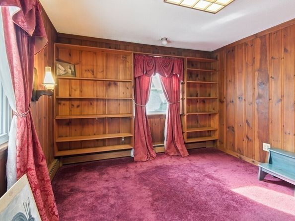 55 Old Common Rd, Auburn MA 01501