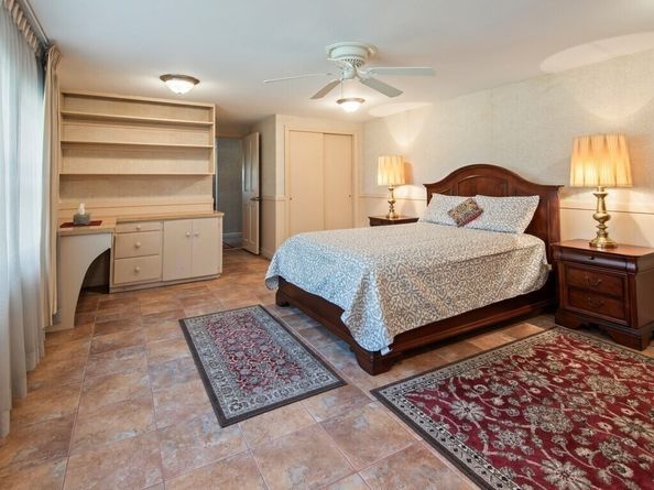 55 Old Common Rd, Auburn MA 01501