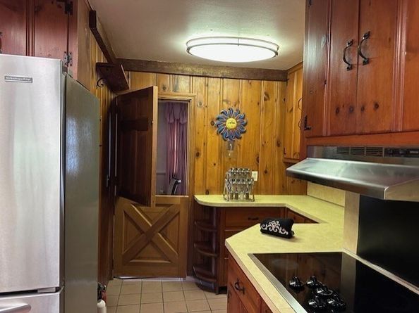 55 Old Common Rd, Auburn MA 01501