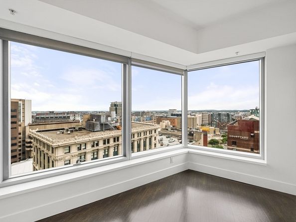 110 Stuart St 19H, Boston MA 02116