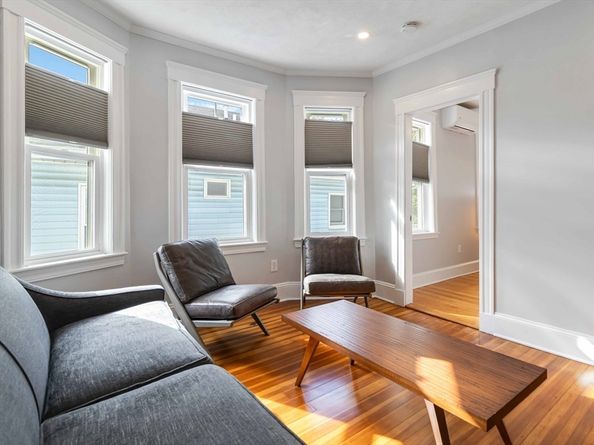 25 Oakland 25, Watertown MA 02472