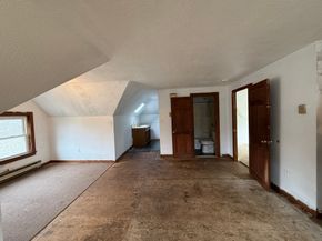 5 Stoneland Road, Worcester MA 01603