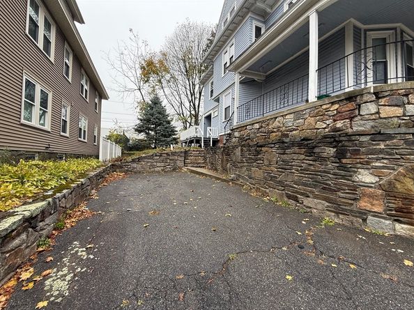 5 Stoneland Road, Worcester MA 01603