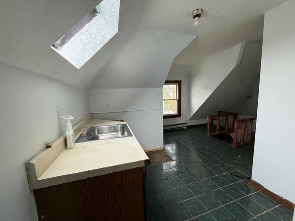 5 Stoneland Road, Worcester MA 01603