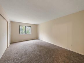 50 Village Brook Lane 4, Natick MA 01760