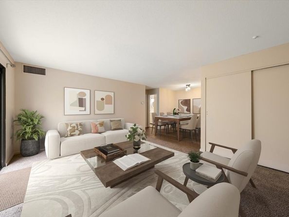 50 Village Brook Lane 4, Natick MA 01760