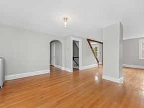 48 Franklin St, Peabody MA 01960