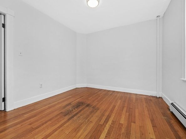 48 Franklin St, Peabody MA 01960