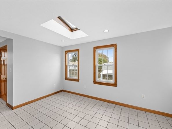 48 Franklin St, Peabody MA 01960