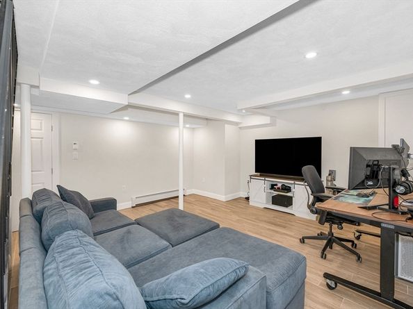 58 Westminster Ave 58, Arlington MA 02474