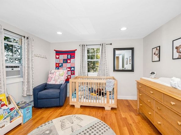 58 Westminster Ave 58, Arlington MA 02474