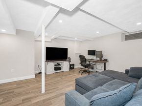 58 Westminster Ave 58, Arlington MA 02474