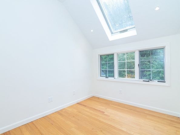 28 Stetson Dr, Marlborough MA 01752