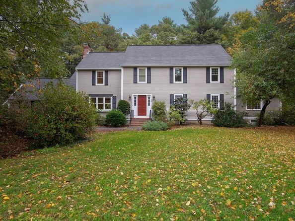 28 Stetson Dr, Marlborough MA 01752