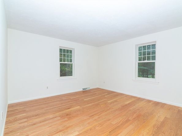 28 Stetson Dr, Marlborough MA 01752