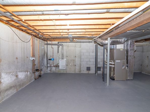28 Stetson Dr, Marlborough MA 01752