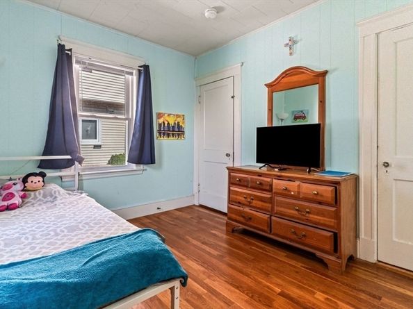 73 Connell Street, Quincy MA 02169