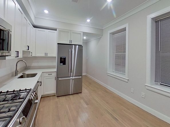 47 Englewood, Boston MA 02135