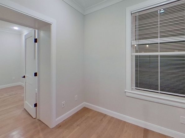 47 Englewood, Boston MA 02135