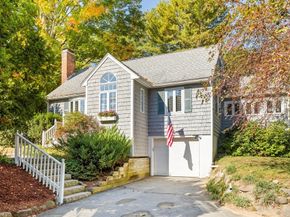4 Powers Rd, Littleton MA 01460